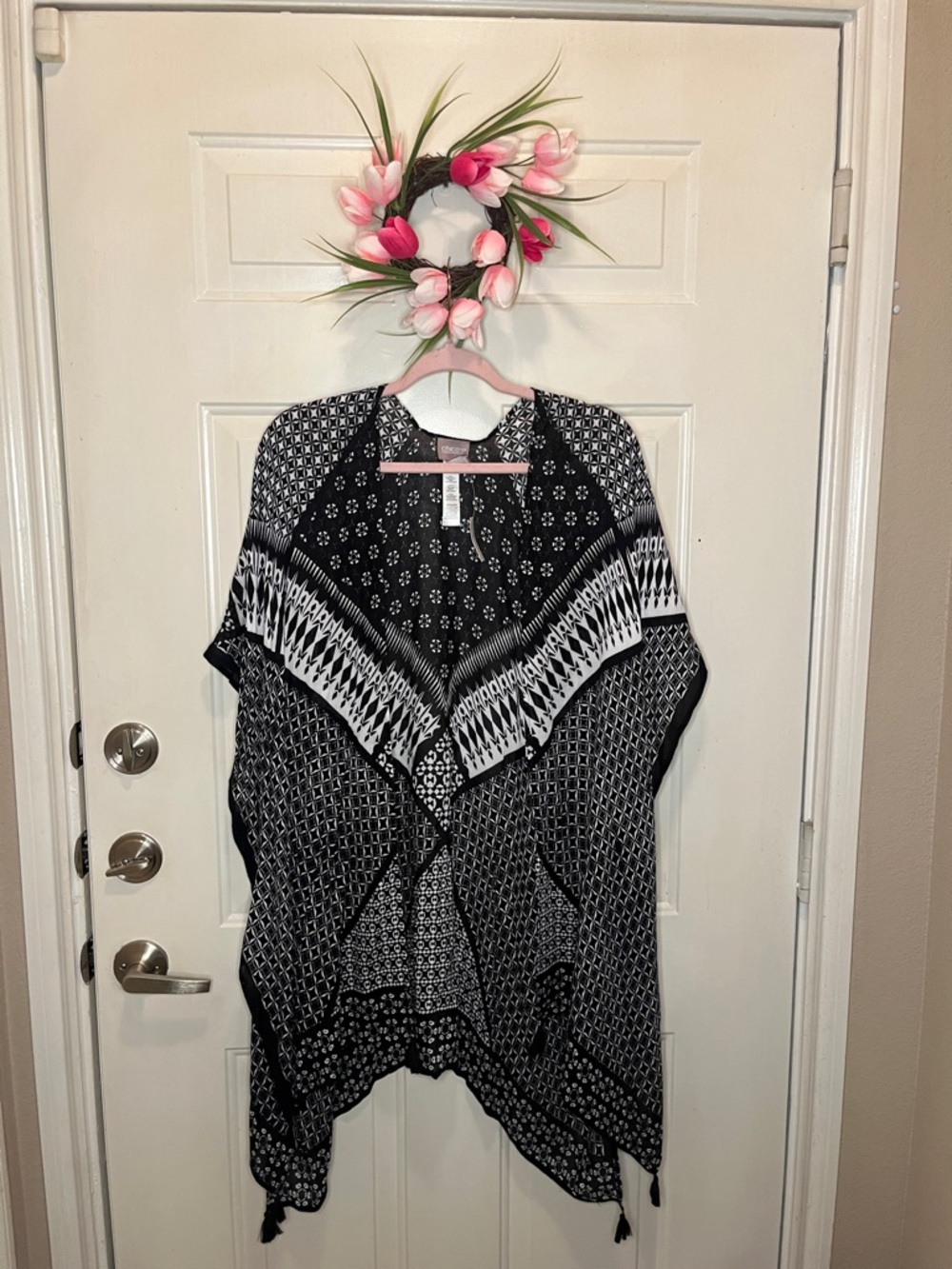 Chicos-Black and White Patterned Kimono Cover-Up